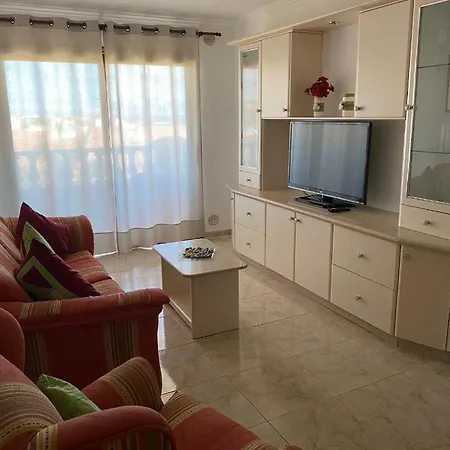 Апартаменты La Ola Apartment. Enjoy El Medano. 2 Bedrooms Эль-Медано